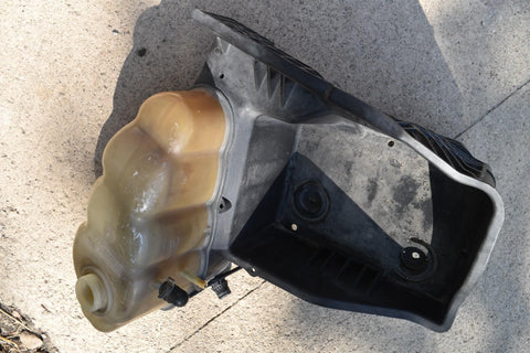 2009 FORD F250 F-250 SUPER DUTY BATTERY TRAY RADIATOR OVERFLOW RESERVOIR 08 10