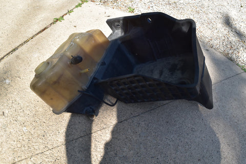 2009 FORD F250 F-250 SUPER DUTY BATTERY TRAY RADIATOR OVERFLOW RESERVOIR 08 10