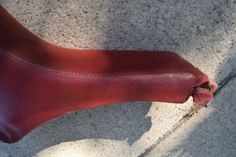 1958 1959 1960 FORD THUNDERBIRD REAR RH PASSENGER ARMREST QUARTER PANEL 58 59 60