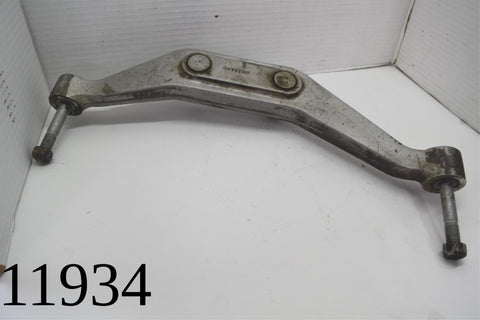 2000 2006 CHEVROLET SILVERADO SIERRA FRONT DIFFERENTIAL CARRIER MOUNT BRACKET 02