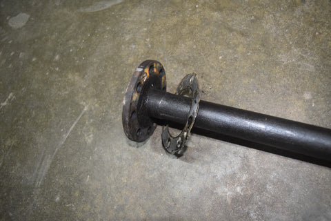 1952 GMC 1 TON 200 SERIES REAR AXLE SHAFT 17 SPLINE 52 8 LUG