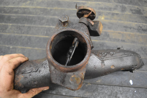 1967 1970 OLDSMOBILE LH DRIVER LEFT 384785 ENGINE EXHAUST MANIFOLD 67 68 69 70