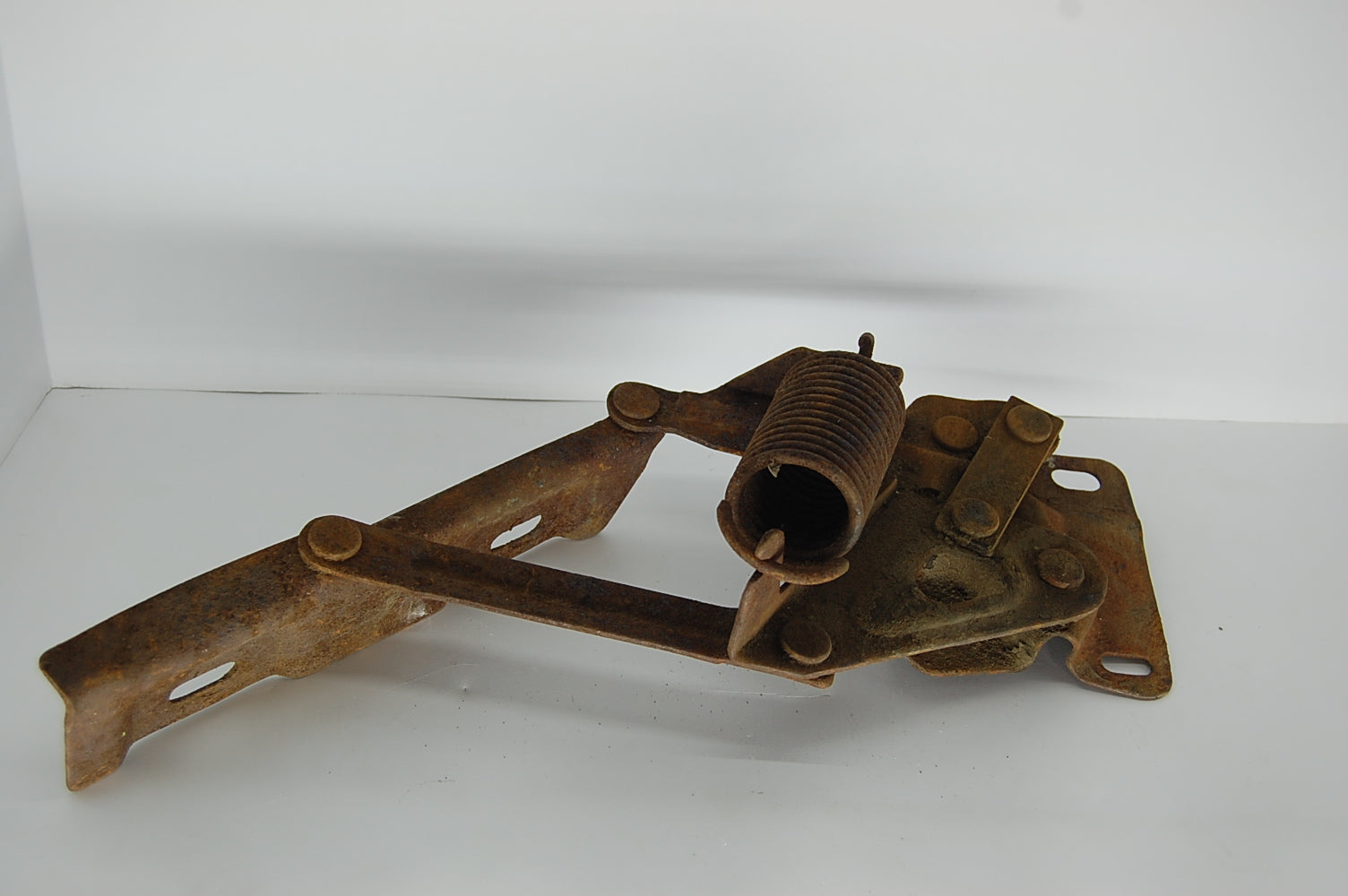 1969 Ford Mustang Passenger Hood Hinge 1970 Original R.H. Boss Mach1