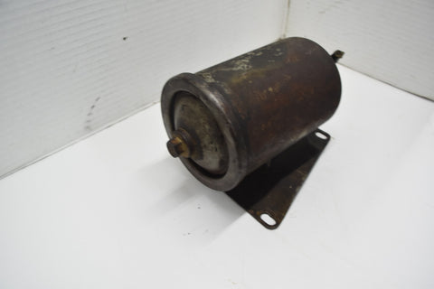 1949 1950 1951 1952 1953 GMC CHEVY PICKUP TRUCK INLINE 6 ENGINE OIL CANISTER 52