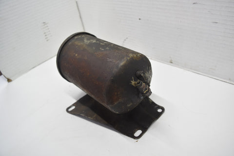 1949 1950 1951 1952 1953 GMC CHEVY PICKUP TRUCK INLINE 6 ENGINE OIL CANISTER 52