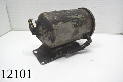 1949 1950 1951 1952 1953 GMC CHEVY PICKUP TRUCK INLINE 6 ENGINE OIL CANISTER 52