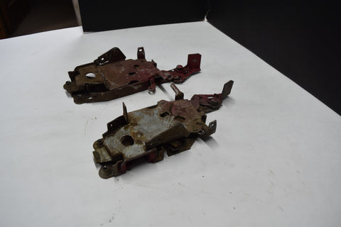 1967 OLDSMOBILE OLDS 442 F85 67 RH LH DRIVER PASSENGER DOOR LATCH MECHANISM 67