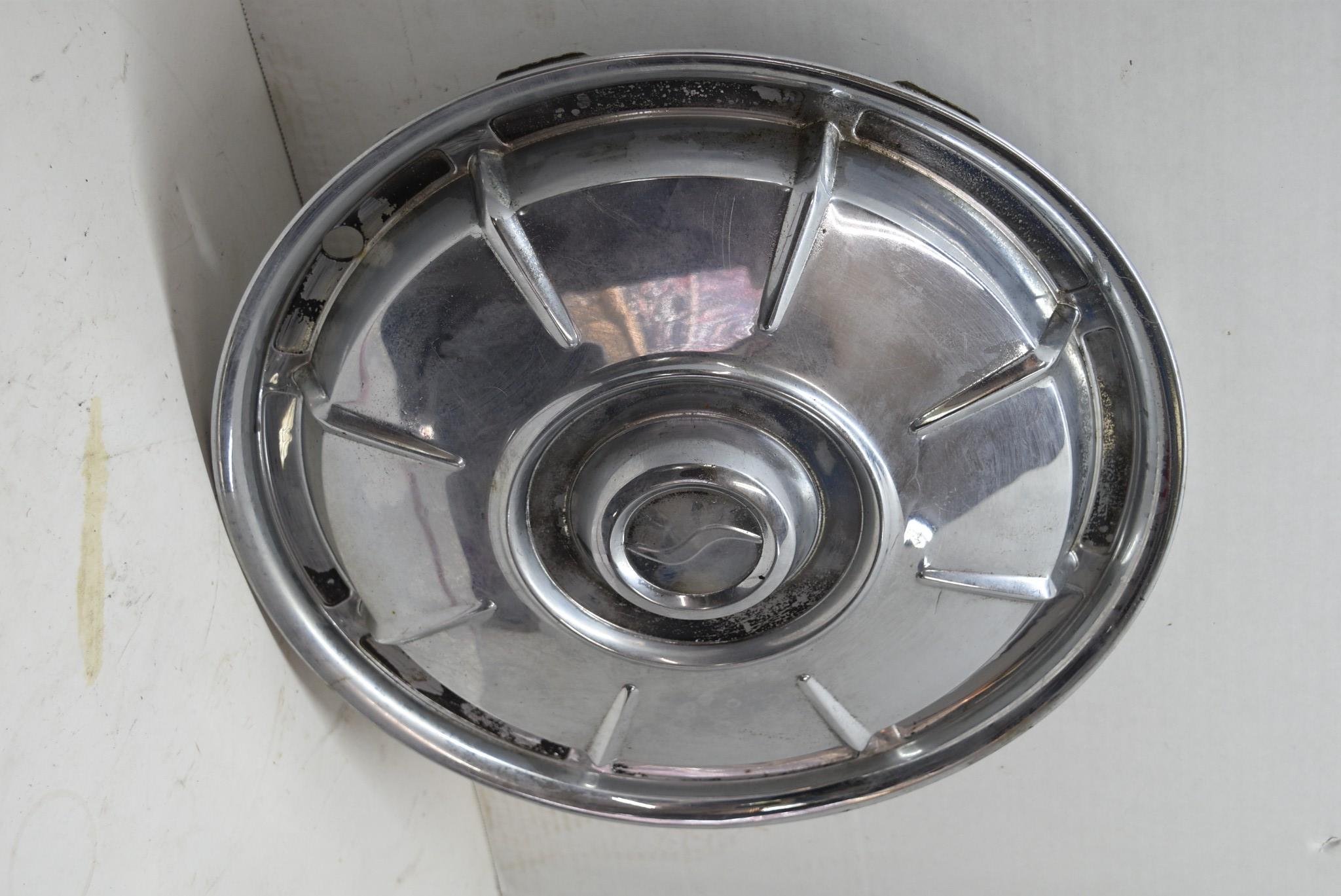 1964 1965 Studebaker Hubcap Hub Cap Wheel Cover Hawk Daytona Lark Vint