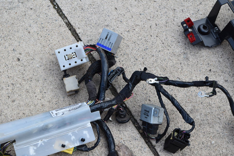 2000 2001 Jeep Cherokee Under Dash Wiring Harness Wires Instrument Panel 00 01