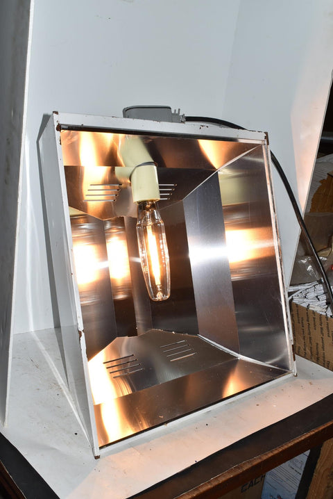 HydroFarm Grow Lighting Hood Ballast Sodium Converter 2000