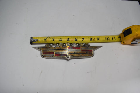 1958 CADILLAC LIMO FLEETWOOD SERIES 75 FRONT HOOD CREST EMBLEM 58