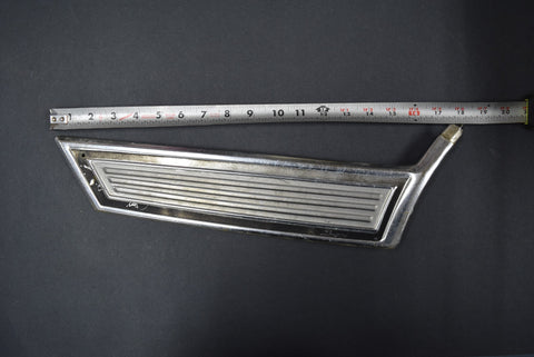 Original LH Front Fender Rocker Trim 1972 72 Gran Torino Sport Molding OEM GTS