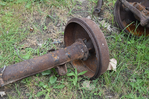 1946 1947 1948 Dodge D24 Rear End Differential Axle Housing 46 47 48 MOPAR