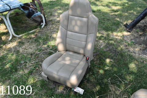 2008 2009 2010 FORD F250 F-250 SUPER DUTY FRONT RH PASSENGER POWER SEAT 09 09 10