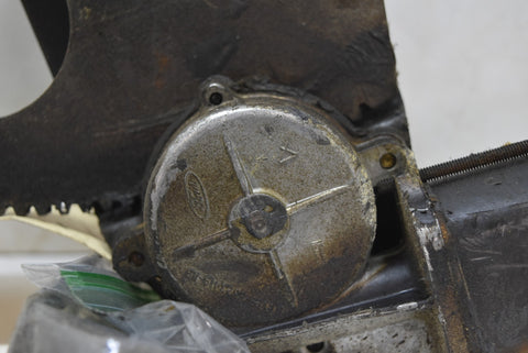 1981-1993 Ford Mustang Convertible RH Guide Power Window Regulator Motor