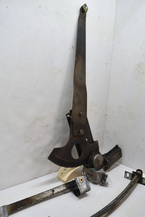 1981-1993 Ford Mustang Convertible RH Guide Power Window Regulator Motor