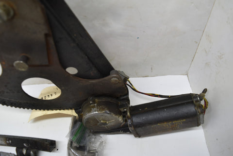 1981-1993 Ford Mustang Convertible RH Guide Power Window Regulator Motor