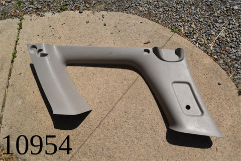 2007 CHEVROLET TRAILBLAZER REAR PASSENGER WINDOW UPPER TRIM MOLDING 07 2005 2009