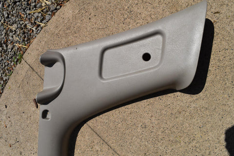 2007 CHEVROLET TRAILBLAZER REAR PASSENGER WINDOW UPPER TRIM MOLDING 07 2005 2009