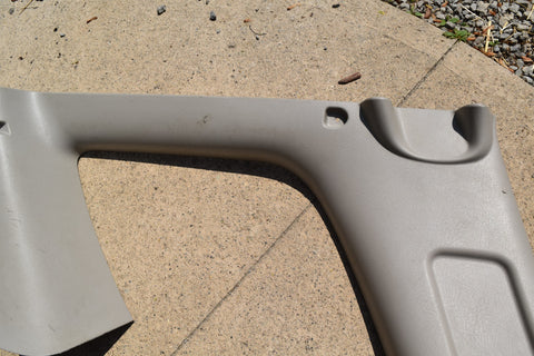 2007 CHEVROLET TRAILBLAZER REAR PASSENGER WINDOW UPPER TRIM MOLDING 07 2005 2009