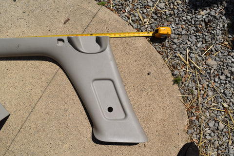 2007 CHEVROLET TRAILBLAZER REAR PASSENGER WINDOW UPPER TRIM MOLDING 07 2005 2009