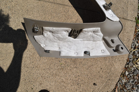 2007 CHEVROLET TRAILBLAZER REAR PASSENGER WINDOW UPPER TRIM MOLDING 07 2005 2009