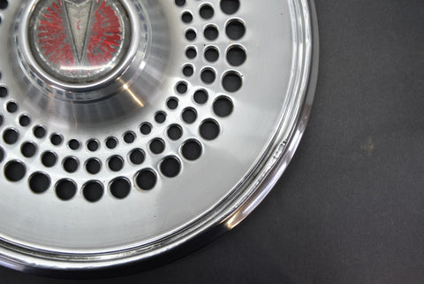 1977 1978 Pontiac Firebird Grand Prix LeMans Catalina Hubcap Wheel Cover 77 78