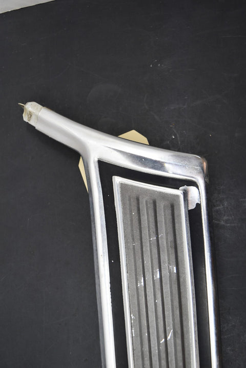 Original LH Front Fender Rocker Trim 1972 72 Gran Torino Sport Molding OEM GTS