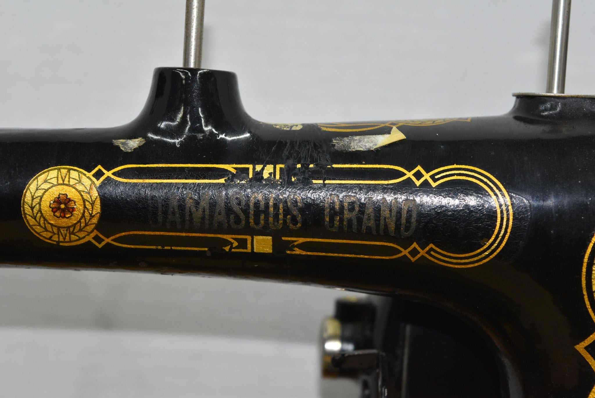 Antique 19101920 Damascus Grand Sewing Machine W Pedal Ornate All Met